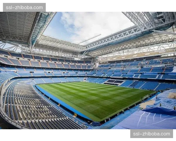 新球场进展：马赛主场维洛德罗姆球场翻新工程完成第一阶段